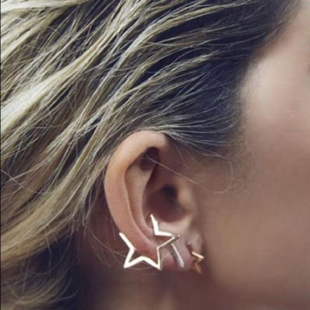 Gold Star ear cuff - Picture 2 of 4